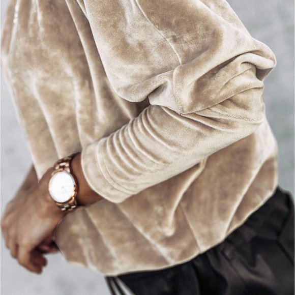 Velvet Shoulder Cutout Top - Picture 4 of 5